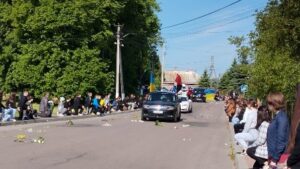 У Городку попрощалися та провели в останню дорогу загиблого Героя Олександра Кузнецова