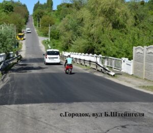 У Городоцькій територіальній громаді триває поточний ремонт доріг