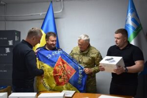 Передали військовим чергові квадрокоптери для боротьби із ворогом