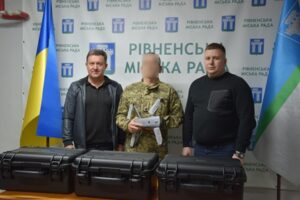 Городоцька територіальна громада передала чергові дрони для військових!