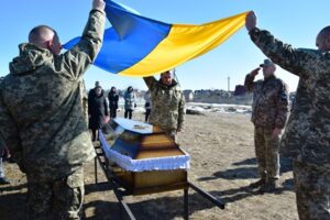 У селі Обарів Городоцької територіальної громади в останню земну дорогу провели Захисника України — Василя Чурсіна